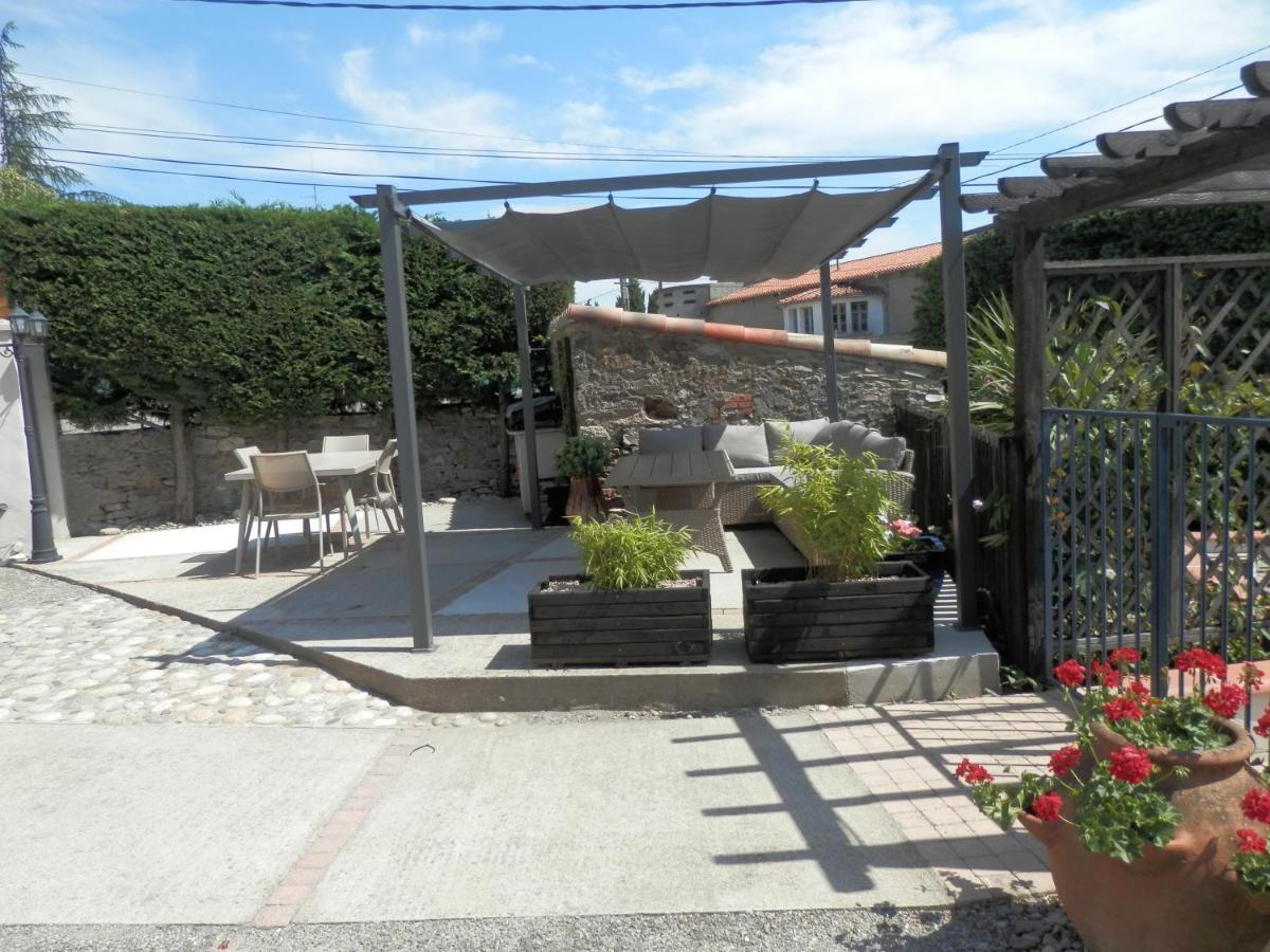 Maison De Laura Salsigne Bagian luar foto