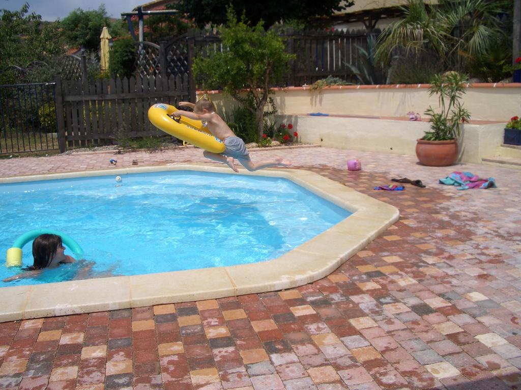 Maison De Laura Salsigne Ruang foto